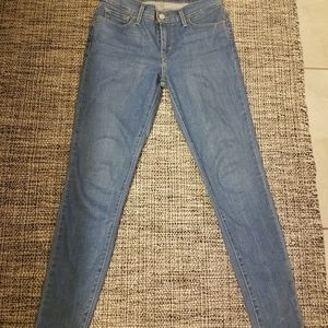 2 pairs of Levi's 710 Super Skinny's!!